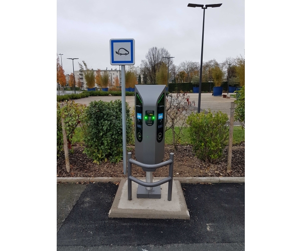  Borne de recharge Statio'Elec S (Entreprises/Espaces Privés)